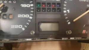 Volkswagen Scirocco Speedometer (instrument cluster) 533919035