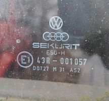 Volkswagen Scirocco Finestrino/vetro deflettore anteriore (coupé) 533845251