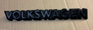 Volkswagen Golf I Logo, emblème de fabricant 321853685C