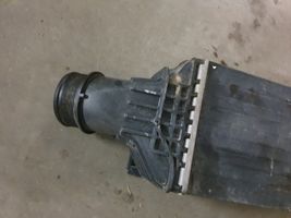 Audi A4 S4 B9 Chłodnica powietrza doładowującego / Intercooler 8W0145805N