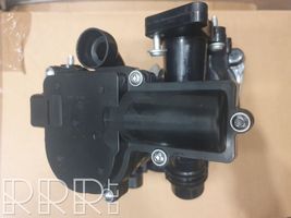 Audi Q3 F3 Vesipumppu 06L121111H