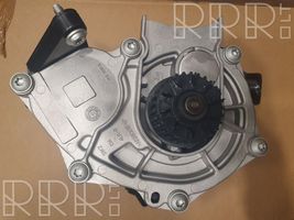 Audi Q3 F3 Vesipumppu 06L121111H