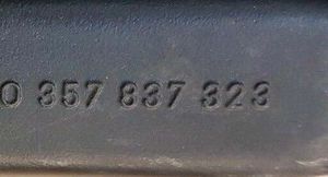 Volkswagen Corrado Charnière arrêt tirant de porte avant 357837323