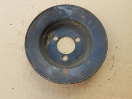 Volkswagen Caddy Water pump pulley 068121031K