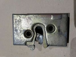 Volkswagen Golf I Front door lock 171837016F