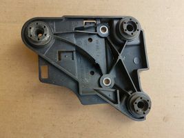 Audi A3 S3 8V ABS-pumpun kiinnike 5Q0614235