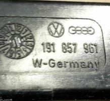 Volkswagen Golf II Peleninė panelėje 191857961