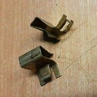 Volkswagen Golf I Halterung Clips Fußmatte 171863153