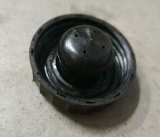 Volkswagen Jetta I Bouchon réservoir de liquide de frein 894611349