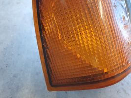 Volkswagen Jetta I Lot de 2 lampes frontales / phare 161941018B