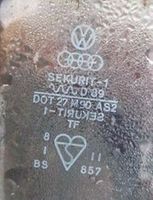 Volkswagen PASSAT Finestrino/vetro portiera anteriore (coupé) 823845202