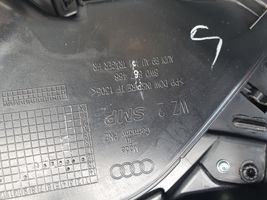 Audi A4 S4 B9 Boczki / Poszycie drzwi tylnych 8W0867318