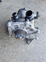 Audi A3 S3 8V Pompe de circulation d'eau 06L121111M