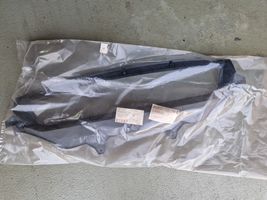 Porsche Macan Staffa di rinforzo montaggio del paraurti anteriore 95B807925