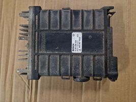 Volkswagen Corrado Calculateur moteur ECU 0261200228