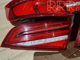 Audi A3 S3 8V Galinių žibintų komplektas 8V4945091