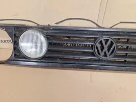 Volkswagen Golf II Grotelės viršutinės 13467600