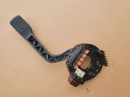 Volkswagen PASSAT B3 Indicator stalk 357953513F