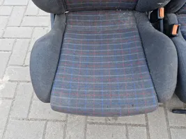 Volkswagen PASSAT B3 Front driver seat 357881