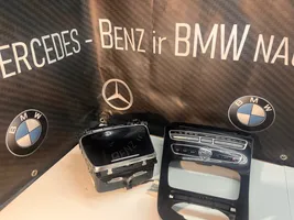 Mercedes-Benz E W213 Pavarų perjungimo svirties apdaila (plastikinė) A2136806500