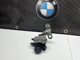 BMW X5 F15 Vanne de régulation de chauffage 8517589