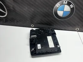 BMW X5 F15 Illuminazione sedili anteriori 6820188