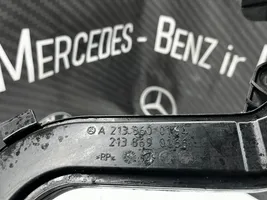 Mercedes-Benz E W213 Tuulilasinpesimen nestesäiliö A2138600164