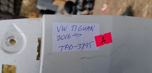 Volkswagen Tiguan Pare-chocs 5NA807417