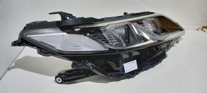 Toyota Camry Phare frontale 8111033G00