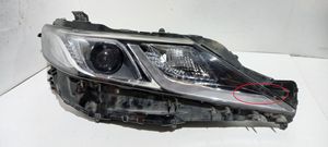 Toyota Camry Headlight/headlamp 8111033A20