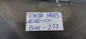 Toyota Yaris XP210 Etu-/Ajovalo 0075756