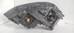 Volkswagen Touran III Lampa przednia 5TB941035B