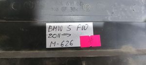 BMW 5 F10 F11 Staffa di montaggio del radiatore 17107804618
