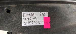 Hyundai i30 Priekinis žibintas 92101G4100