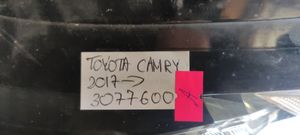 Toyota Camry VIII XV70  Faro/fanale 8111033G00