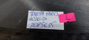 Toyota Yaris XP210 Phare frontale 