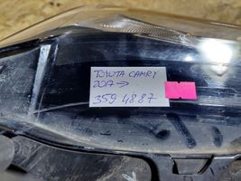 Toyota Camry Lampa przednia 8115033C70