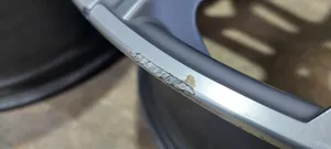 Maserati Levante Cerchione in lega R21 670163576