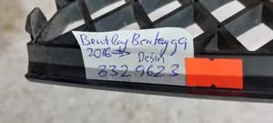 Bentley Bentayga Etupuskurin alempi jäähdytinsäleikkö 36A807676