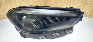 Mercedes-Benz GLA H247 Faro/fanale A2479063604