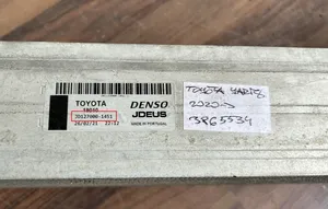 Toyota Yaris XP210 Välijäähdyttimen jäähdytin JD1270001451