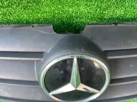 Mercedes-Benz Vito Viano W447 Rejilla delantera 