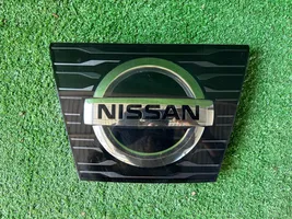 Nissan X-Trail T32 Gamintojo ženkliukas 