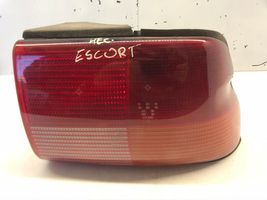 Ford Escort Задний фонарь в кузове 93AG13N004AA