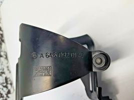 Mercedes-Benz E W211 Staffa/supporto di montaggio del filtro carburante A6460920140