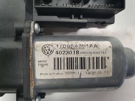 Skoda Octavia Mk2 (1Z) Motorino alzacristalli della portiera anteriore 5K0959793A