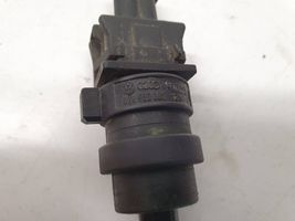 Volkswagen Bora Czujnik temperatury powietrza dolotowego 028906081