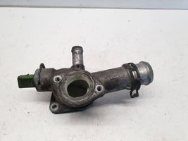 Volkswagen PASSAT B5.5 Termostat / Obudowa termostatu 038121133A