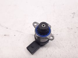 Audi A4 S4 B8 8K Sensore di pressione del carburante 0928400706