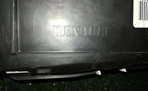 Renault Clio III Compteur de vitesse tableau de bord 